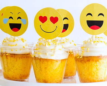 Emoji-Desserts-1